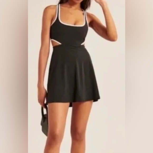 Abercrombie & Fitch Dresses & Skirts - Abercrombie & Fitch active Traveler tennis preppy mini dress Size Small